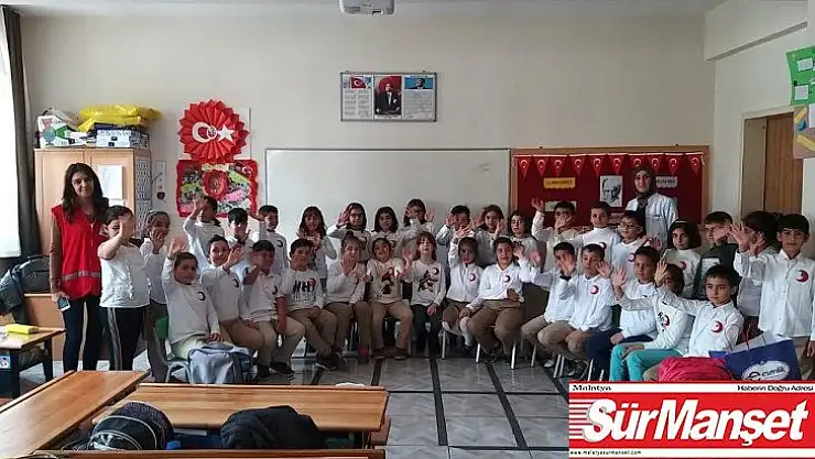 Yeşilyurt Kızılay Şubesi, Kızılay Haftasını coşkuyla kutladı