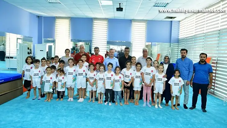 Yeşilyurt'ta 4 bin sporcuya eğitim