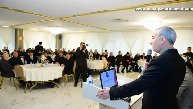 Yeşilyurt'ta muhtarlarla istişare toplantısı