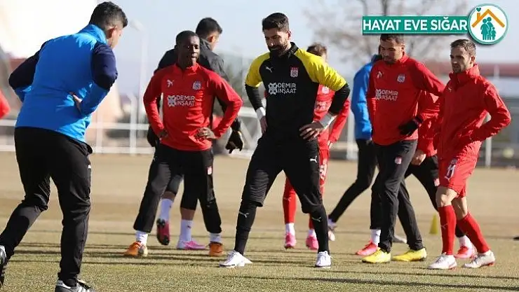 Yiğidolar, taktik çalıştı