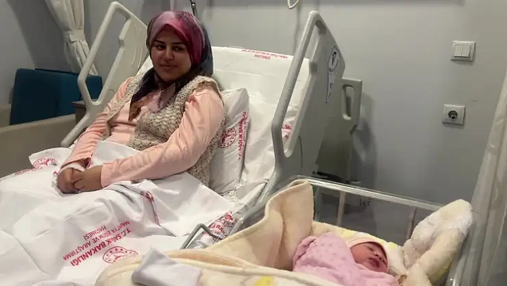 Yılın ilk bebeği dünyaya geldi