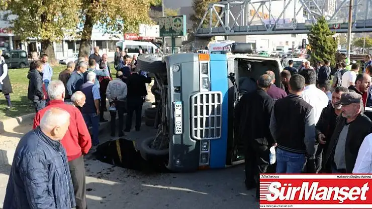 Yolcu minibüsü devrildi 11 yaralı