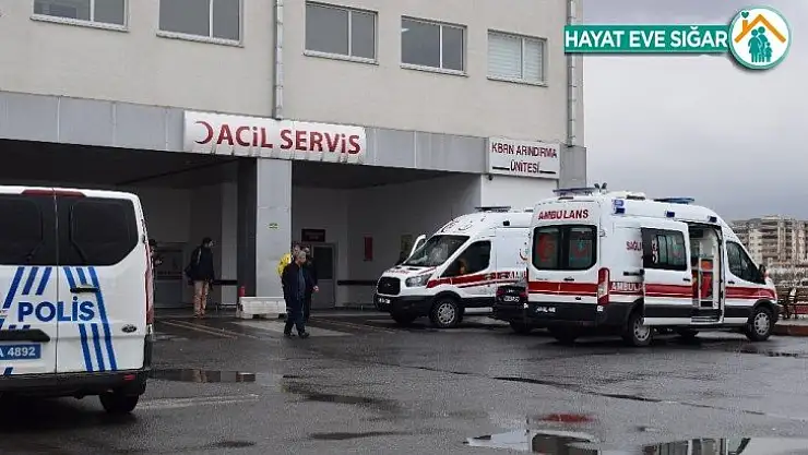 Yoldan geçerken vuruldu