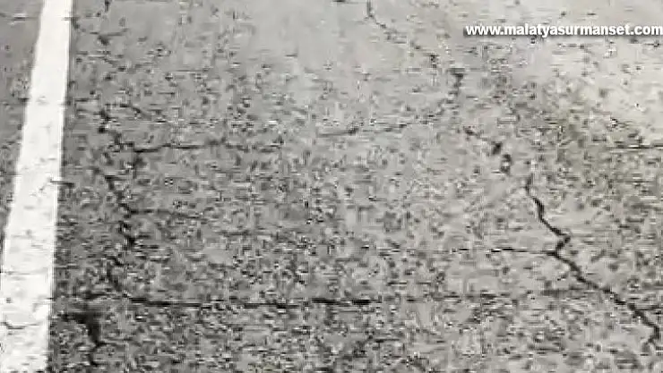 Yolun karşısına geçmeye çalışan 90 yaşındaki vatandaş, otomobil çarpması sonucu öldü