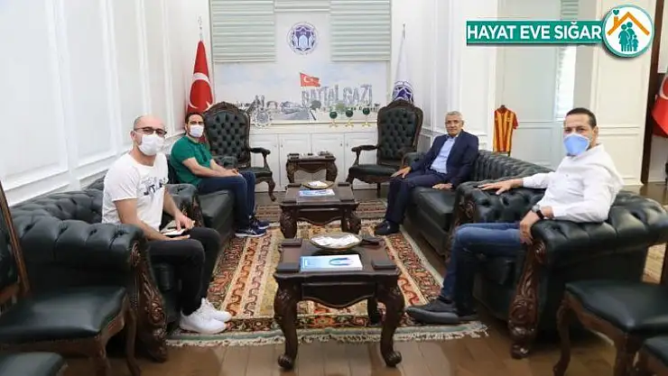 Yönetmen Çetin, Güder'i ziyaret etti