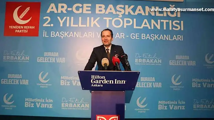 YRP Lideri Erbakan AR-GE toplantısında partililerle buluştu