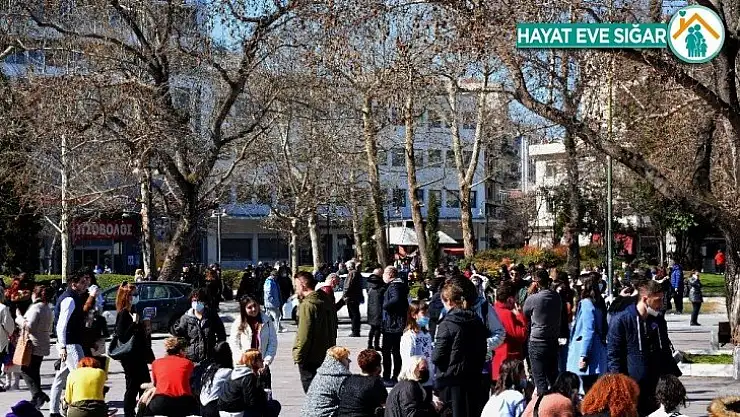 Yunanistan'da 5.9 büyüklüğünde deprem: 3 yaralı