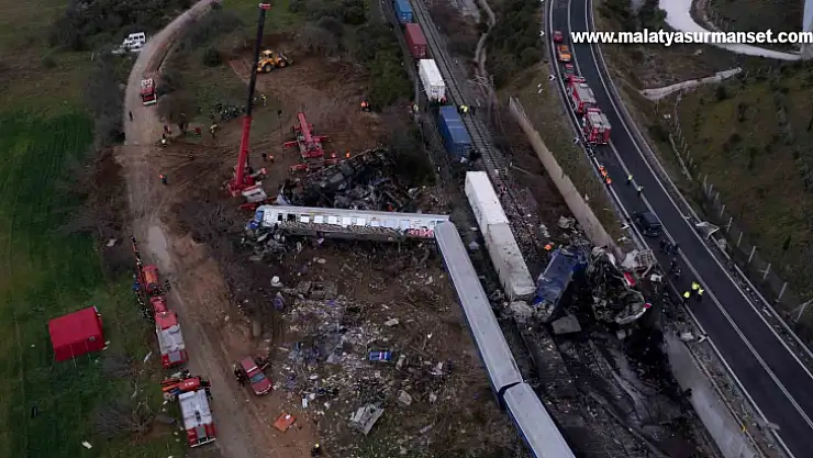 Yunanistan'daki tren kazası hakkında 228 sayfalık rapor yayınlandı