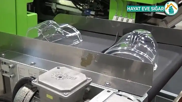 Yüzün tamamını koruyan maske üretildi