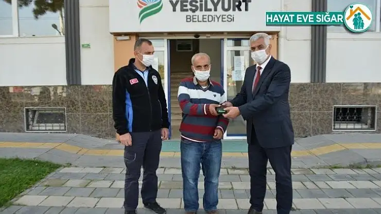 Zabıtalardan örnek davranış