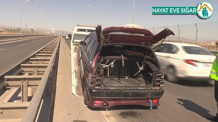 Zincirleme trafik kazasında 12 kişi yaralandı