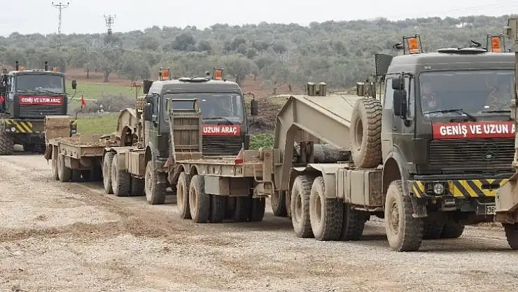 Zırhlı araç taşıyan tırlar dönüşe geçti