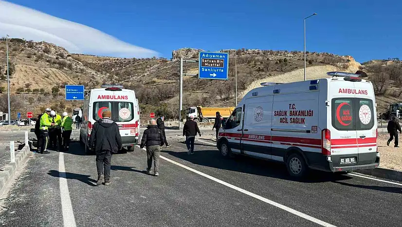Adıyaman'da iki otomobil çarpıştı: 4 yaralı