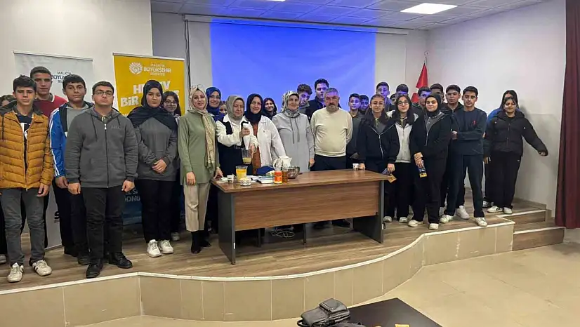 Büyükşehir Belediyesi'nin başlattığı 'Her Ev Bir Atölye' projesi devam ediyor