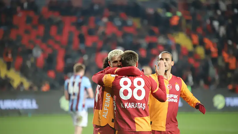 Galatasaray'dan 4 Gollü Yarı Final Zaferi