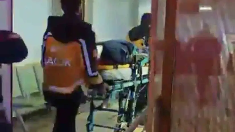 Kamyonet şarampole yuvarlandı: 5 yaralı