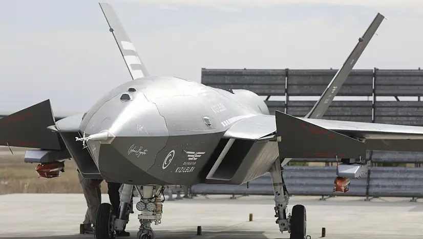 KIZILELMA'nın İlk Bağlı Uçuş Testinden Çarpıcı Detaylar