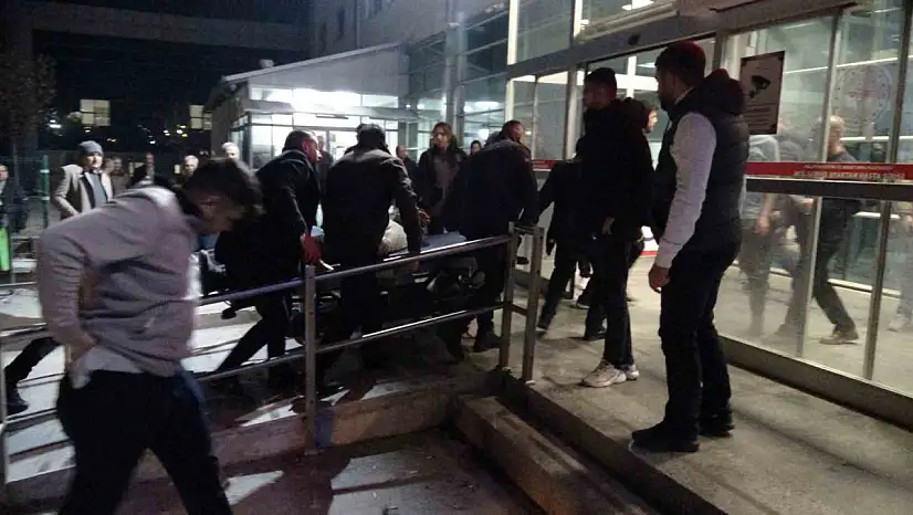 Malatya'da bıçaklı kavga: 3 yaralı