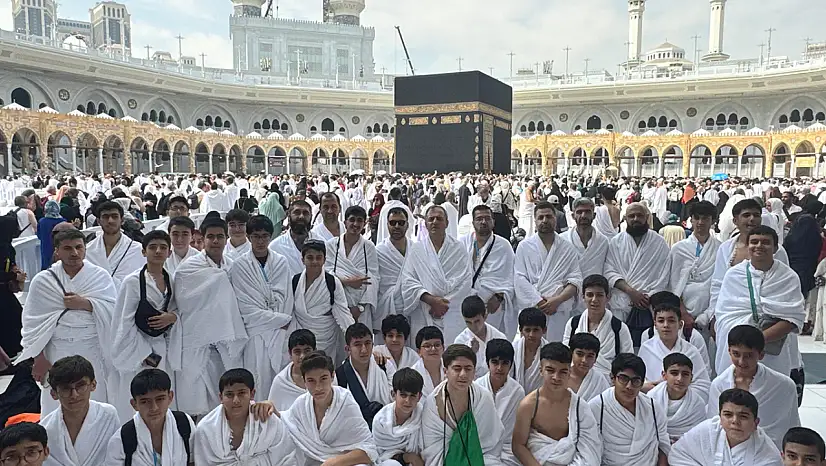 Malatya'da Bir İlk: Hafızlık Belgeleri Umre'de Mukaddes Topraklarda Verildi