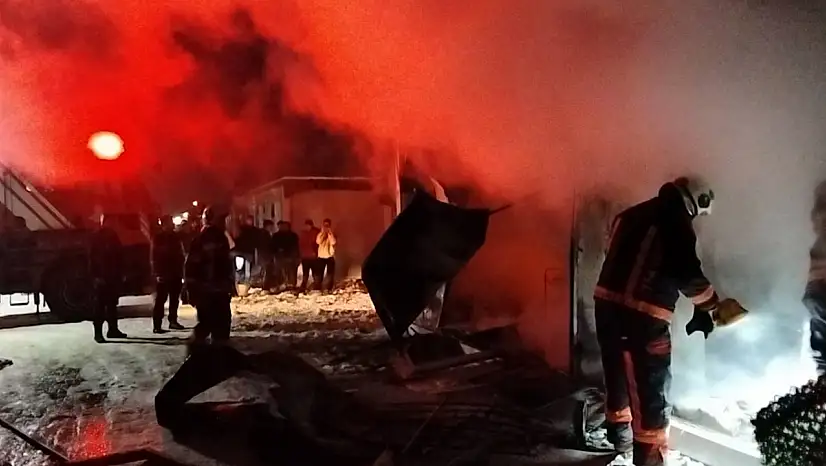Malatya'da konteyner kentte yangın