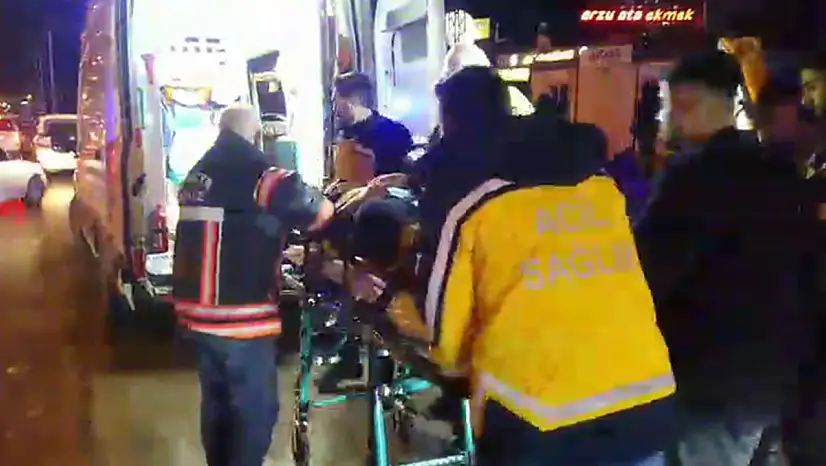 Malatya'da otomobil aydınlatma direğine çarptı: 1 ağır yaralı