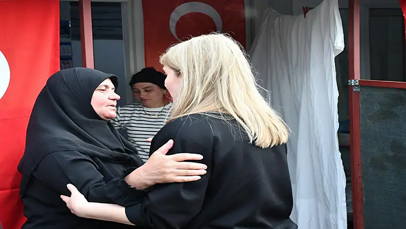 Ölmeztoprak'tan Şehit Annesine Anlamlı Ziyaret