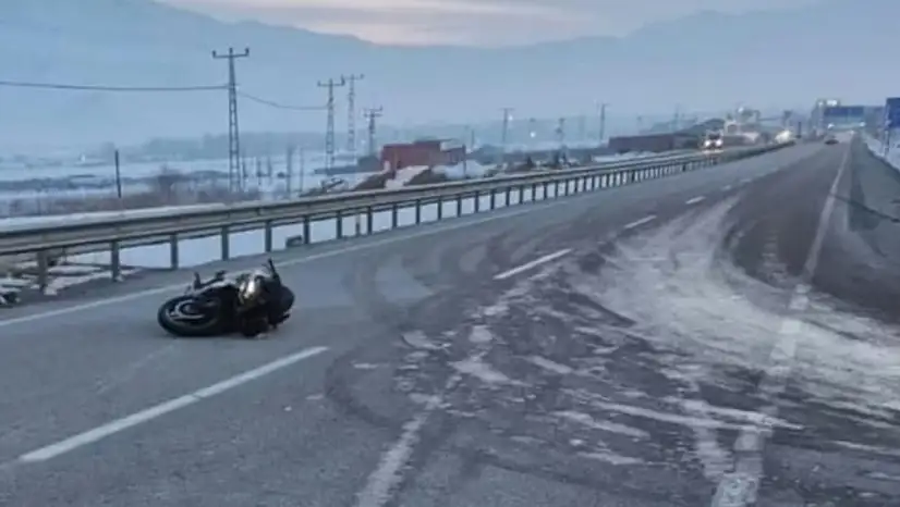 Otomobil İle Motosiklet Çarpıştı: 1 Ölü