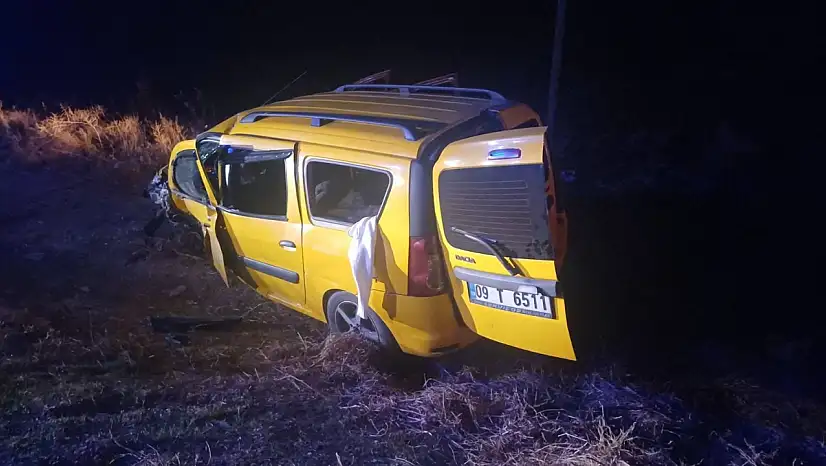 Taksi ile otomobil çarpıştı: 1 ölü 8 yaralı!