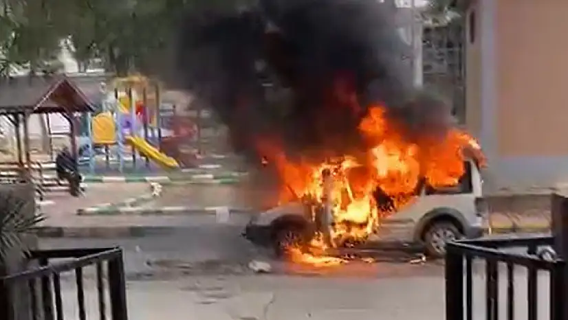 Ticari Araç Alev Alev Yandı