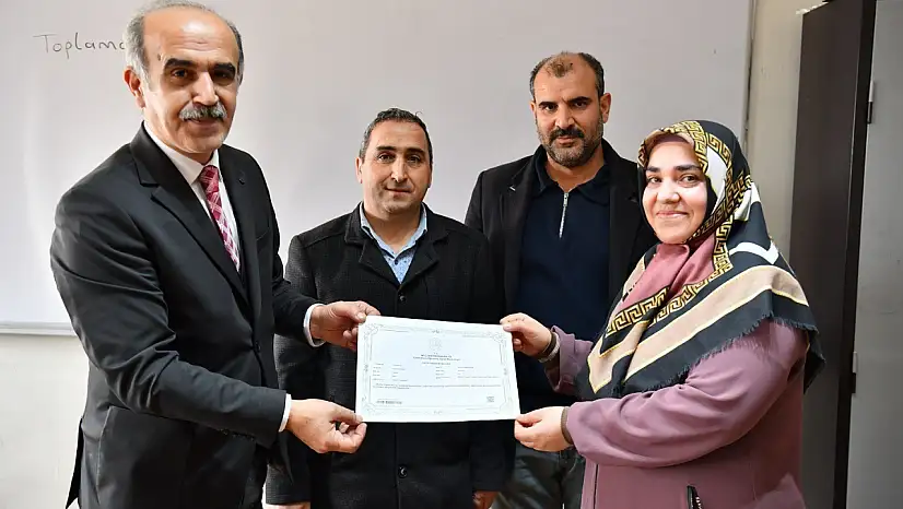 Topsöğüt'te okuma yazma gururu