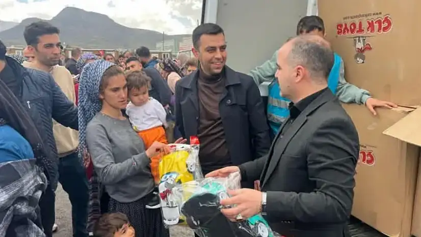 Ülkü Ocaklarından Minik Yüreklere Büyük Mutluluk