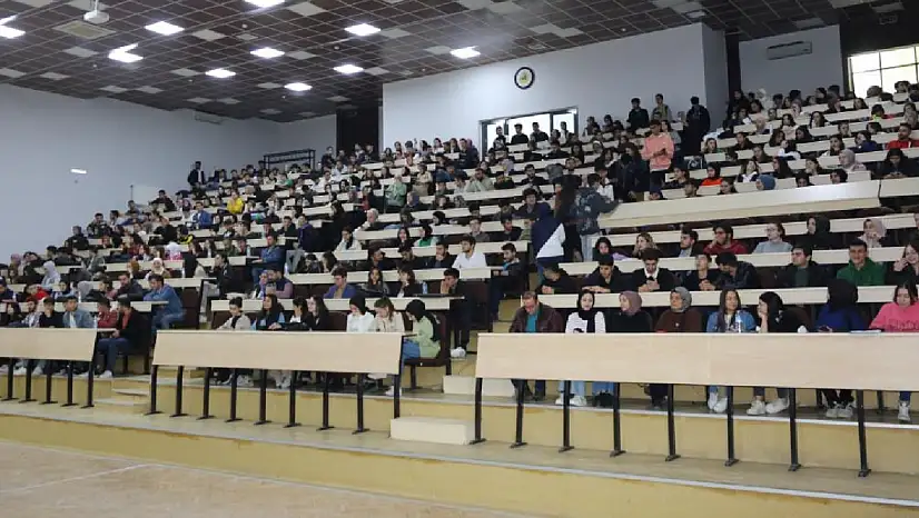 Üniversitelerde 3 Yılda Mezuniyet Dönemi mi Başlıyor?