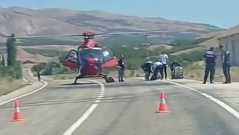 Uygun İniş Alanı Bulunamayınca Helikopter Kara Yoluna İndi