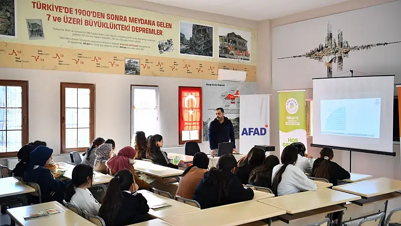 Yeşilyurt Belediyesi Afetlere hazırlık eğitimlerini kararlıkla sürdürüyor