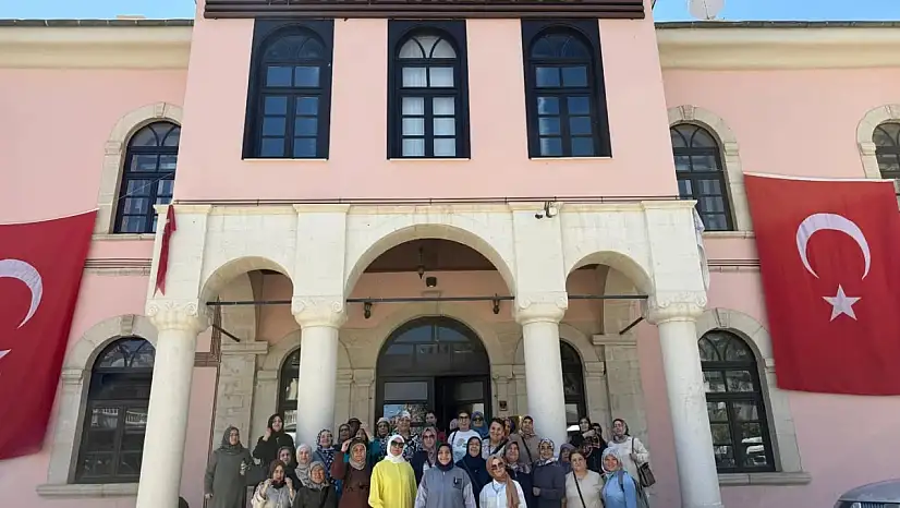 Yeşilyurt Kent Konseyi Kadın Meclisinden Harput'a Tarih Ve Kültür Dolu Gezi!