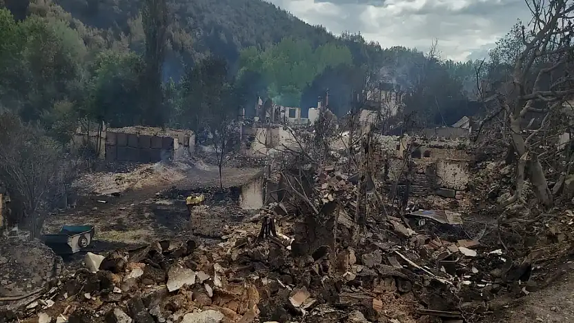 7 İl Yangından Etkilendi 132 Bina Ya Yıkıldı Ya Hasar Aldı