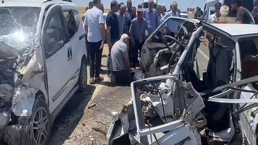 Adıyaman'da Korkunç Kaza 4 Kişi Hayatını Kaybetti