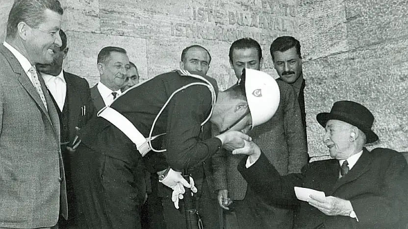 Ağbaba İnönü Cesur Onurlu Ve Dahiyane Bir Devrimciydi