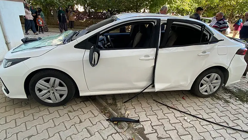 Aracın İçinde Çakmak Gazı Tüpü Patladı 1 Yaralı