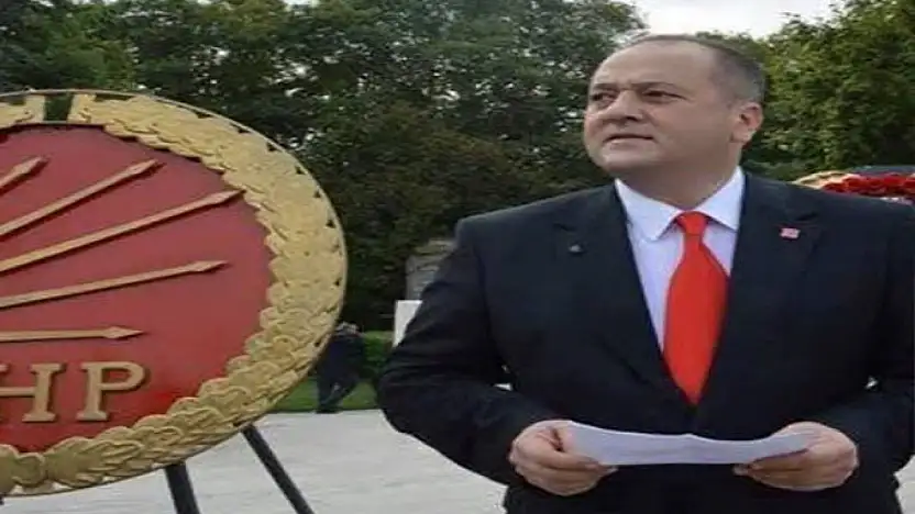 Eski CHP ilçe başkanı ofisinde ölü bulundu