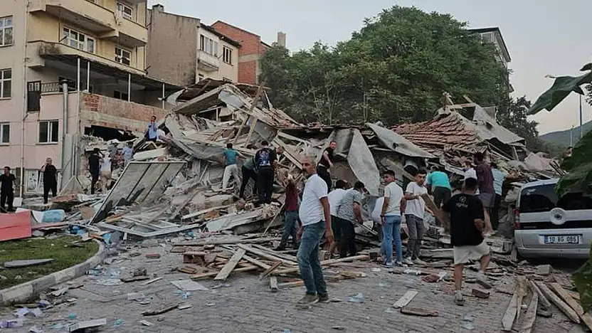 Görür'den Kritik Uyarı Evlerden Bir Mühlet Uzak Durun