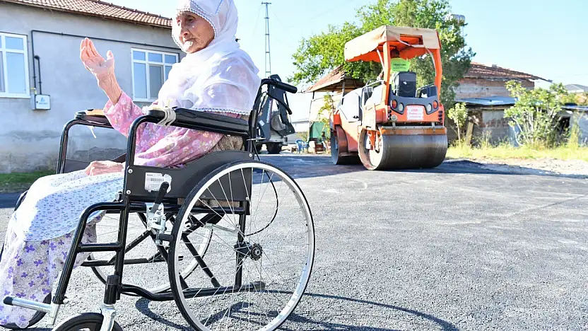 Gülistan Teyze'nin duaları Yeşilyurt Belediyesi'ne