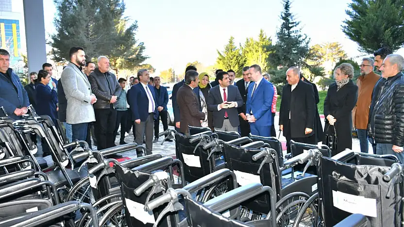 MAGİNDER'den Alkışlanan Sosyal Sorumluluk 50 Tekerlekli Sandalye Bağışı
