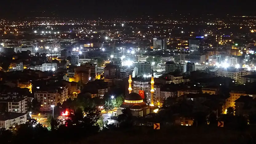 Kimse Uyuyamadı… Malatya 00.13'te Tek Ses Oldu!