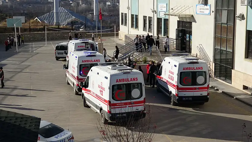 Malatya'da Okulda Zehirlenme Şüphesi: 10 Öğrenci Hastanede