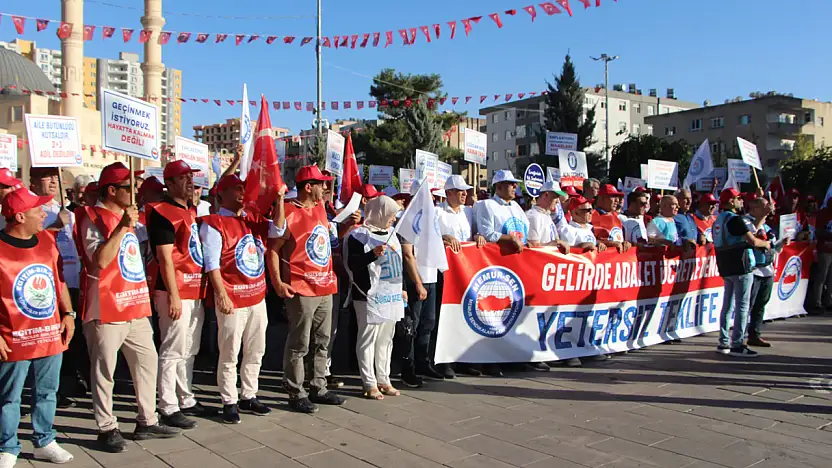 Memurlar Hangi Talepler İçin İş Bıraktı? İşte Detaylar