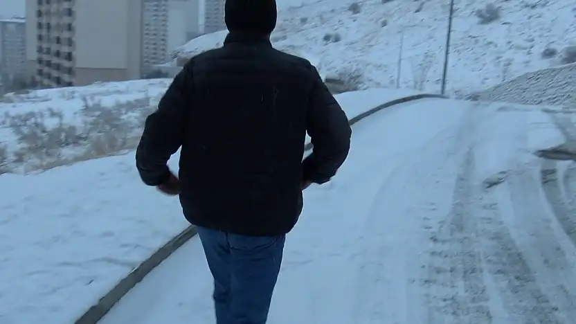 Prof. Dr. Eller Cepte Yürümek Büyük Risk