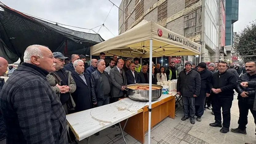 Ülkü Ocakları Malatya İl Başkanlığı 6 Şubat Deprem Şehitleri İçin Anma Programı Düzenledi