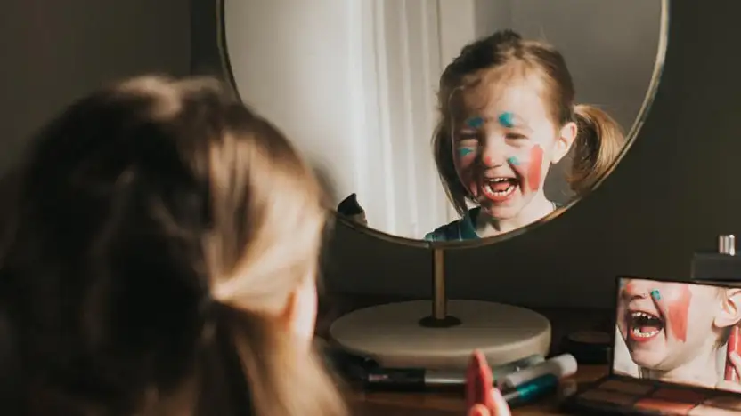 Uzman Psikolog Ertan: Çocuklarda makyaj yaşı 7'ye düştü
