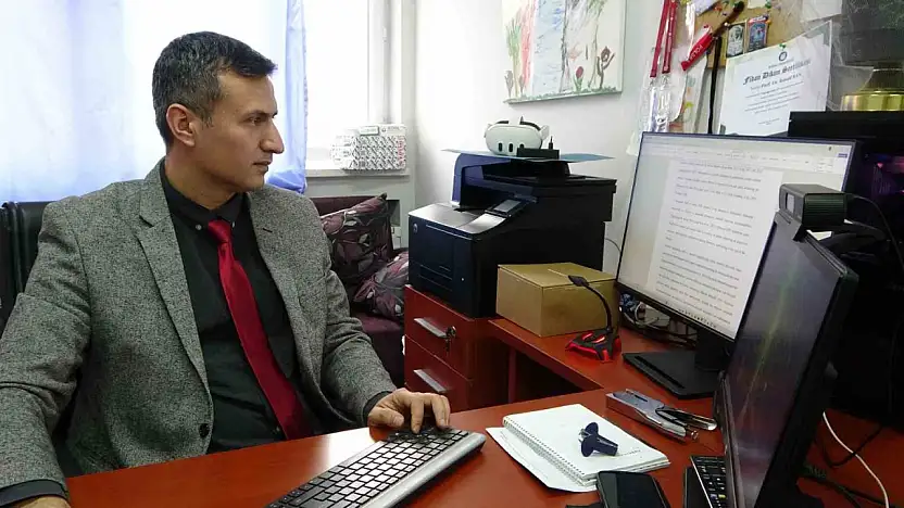 Uzmanından yapay zeka uyarısı: 'Evcilleştirmezsek aileyi yıkar'